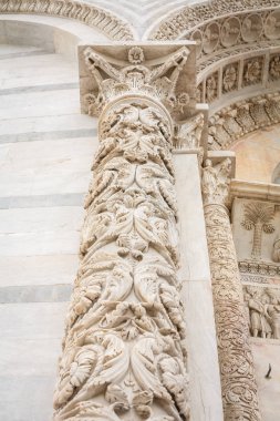 pisa vaftizhanesi