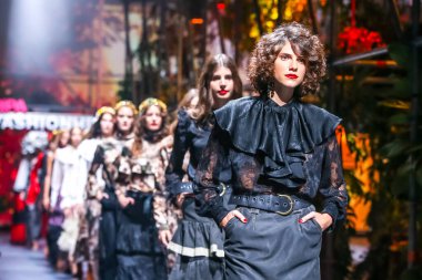 Robert sever moda koleksiyonu