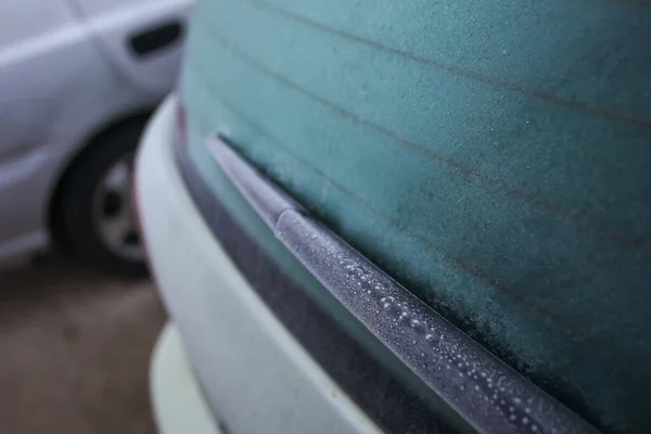 Detail Frozen Rear Window Car Wiper — Stock Photo, Image