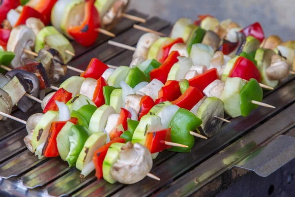 Vegetabiliska Spett Grillning Grillen — Stockfoto