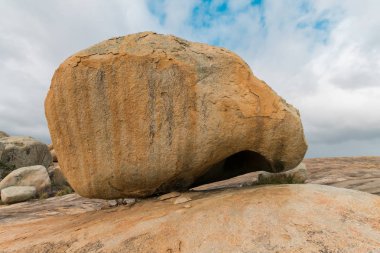 Lajedo de Pai Mateus caati içinde bir ünlü rock oluşumdur