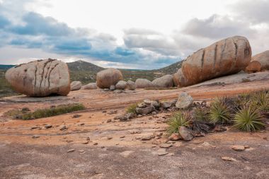 Lajedo de Pai Mateus caati içinde bir ünlü rock oluşumdur