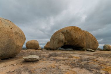Lajedo de Pai Mateus caati içinde bir ünlü rock oluşumdur