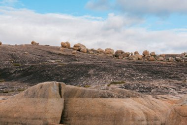 Lajedo de Pai Mateus caati içinde bir ünlü rock oluşumdur