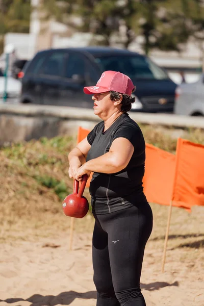 Cabedelo, işlevsel devre eğitim, sahilinde Paraiba, Brezilya - 7 Ekim 2017 - kadın