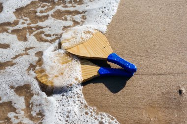 Plaj Tenisi, plaj Raket topu, matkot. Raketleri ve topu sahilde plaj