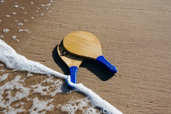 Plaj Tenisi, plaj Raket topu, matkot. Raketleri ve topu sahilde plaj