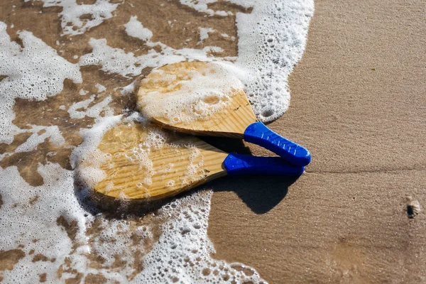 Plaj Tenisi, plaj Raket topu, matkot. Raketleri ve topu sahilde plaj