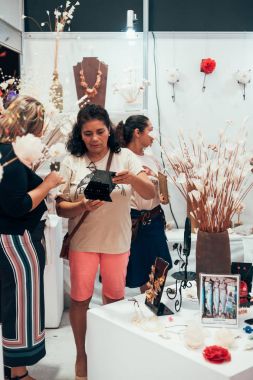 Joao Pessoa, Paraiba, Brezilya - 24 Ocak 2018 - Salao do Artesanato - Portekizce zanaat expo için - bu bir el sanatları Fuarı Paraiba Brezilya devlet