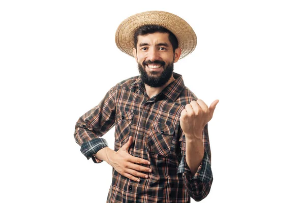 Retrato de un brasileño vestido con ropa típica para la Festa Junina — Foto de Stock