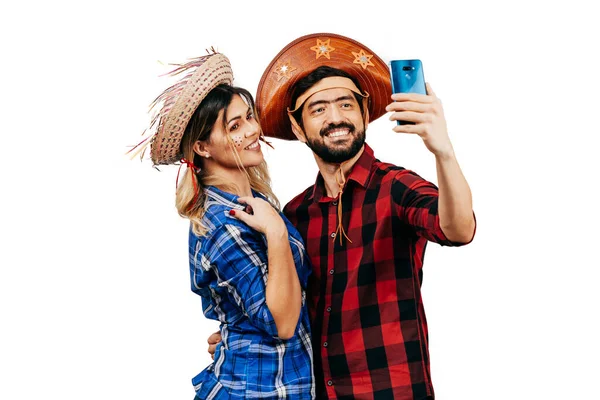 Casal Brasileiro Vestindo Roupas Tradicionais Para Festa Junina Festival Junho — Fotografia de Stock