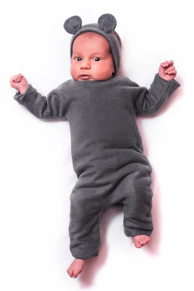 Criança bebê feliz no traje um mouse — Fotografia de Stock