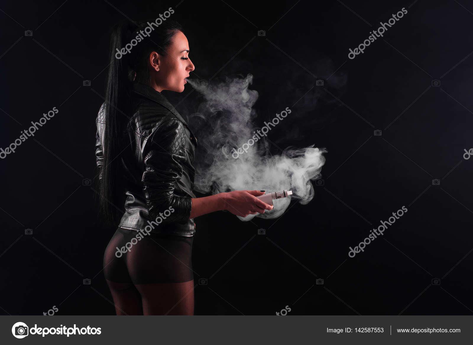 Hot sex in two girl one boy Sex pic girl sperms