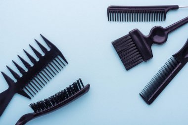 Profesyonel kuaför araçları, camgöbeği kağıt üzerinde izole