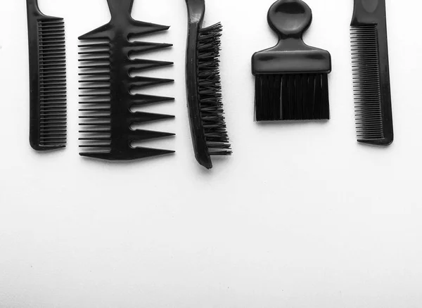 Combs on white close up look, with copy space — Stock Photo, Image