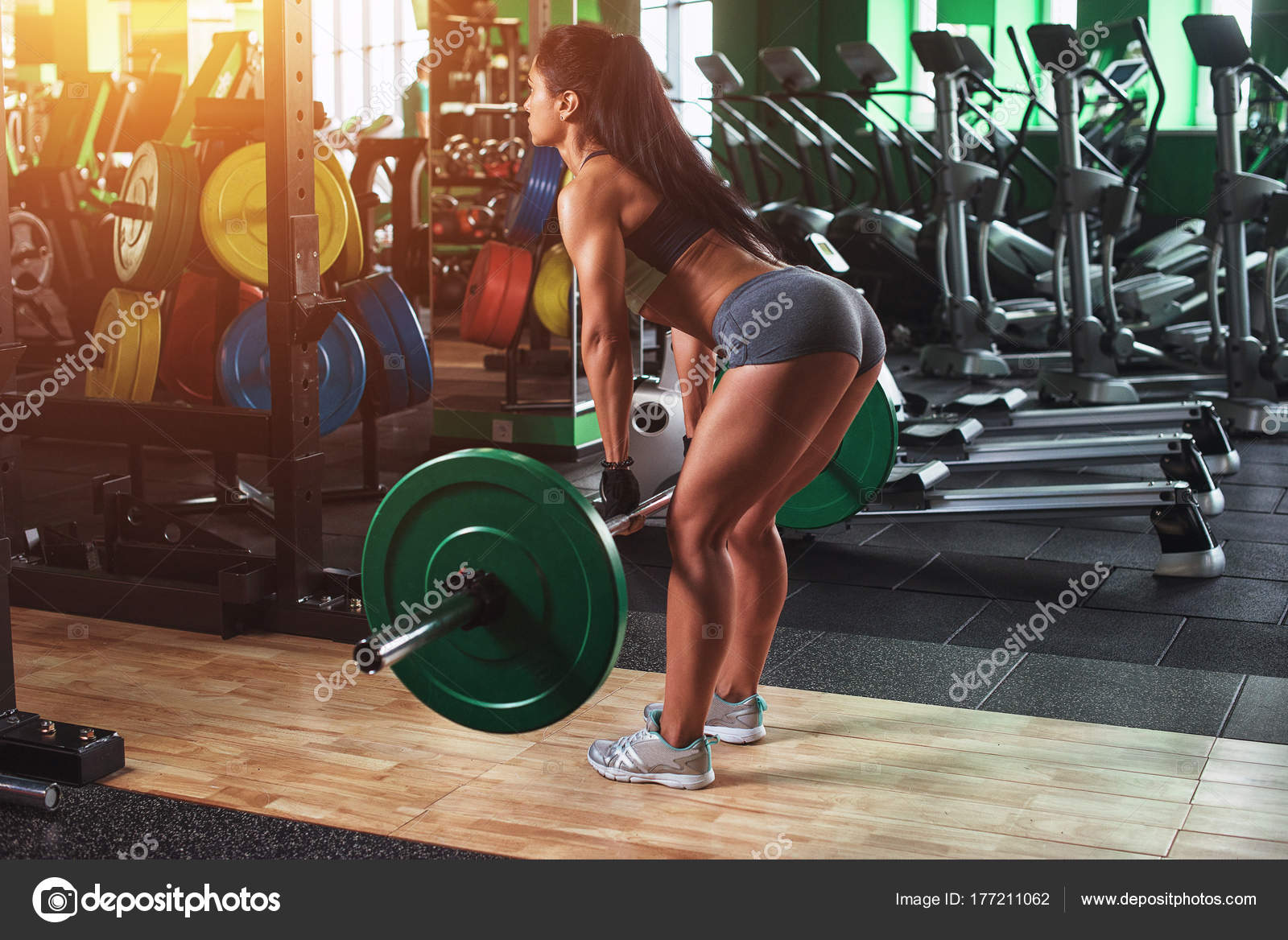 становая тяга сумо. тяга девушки. румынская становая тяга со штангой. румынская становая тяга со штангой. становая полусумо.