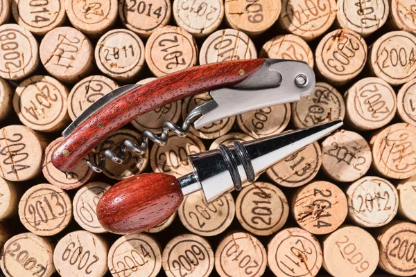 Elegant Wine Cutlery Consisting Corkscrew Bottle Stopper Lying Background Many — Stock Photo, Image