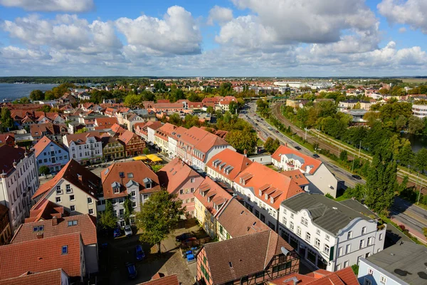 Widok Góry Miasta Waren Mueritz Pojezierzu Meklemburskim — Zdjęcie stockowe