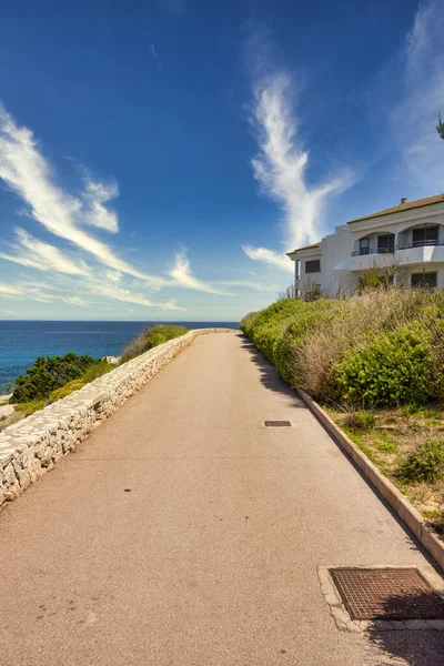 Weg Langs Vakantie Appartementen Het Spaanse Balearische Eiland Mallorca Buurt — Stockfoto