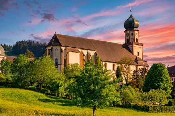 Benediktinklostret Trudpert Kloster Sankt Trudpert Schwarzwald Muenstertal Vid Solnedgången Framför — Stockfoto