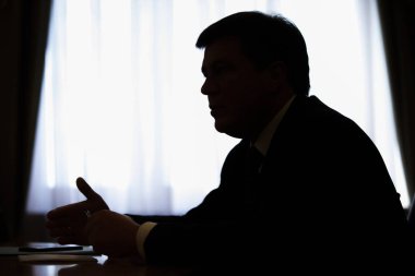 Yardımcısı Başbakan - bölgesel kalkınma ve inşaat, konut ve yeni ekonomi Hennadii Zubko sırasında bir brifing Kiev, Ukrayna Devlet Bakanı