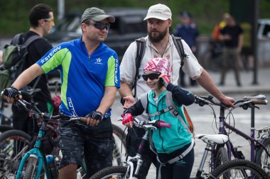 Bisiklet geçit töreninde Merkez Kiev, Ukrayna