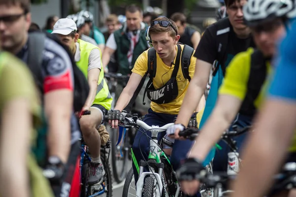 Bicycle parade in central Kiev, Ukraine — Stock Photo, Image