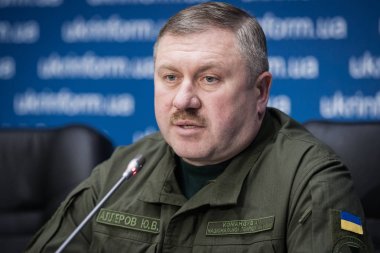 Ukrayna Ulusal Muhafız Yurii Allerov sırasında düzenlediği basın toplantısında Kiev, Ukrayna'nın komutanı