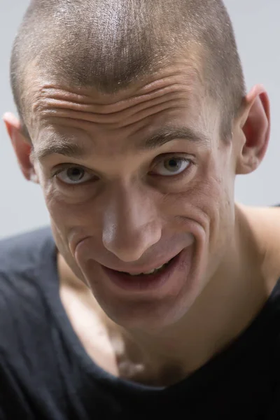 Artiste Dissident Russe Piotr Pavlensky Exprime Lors Une Conférence Ouverte — Photo