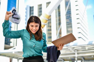 İş kavramları endüstrisi, profesyonel mühendis, genç otobüs