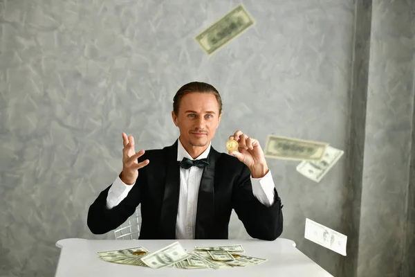 Concept Very Wealthy Businessman Businessman Happy His Money Businessman Showing — Stock Photo, Image