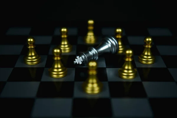 Conceptos de Liderazgo. El ajedrez es un líder. La comparación de ajedrez es un st —  Fotos de Stock