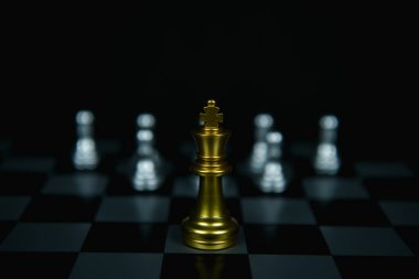 Liderlik kavramları. Satranç bir liderdir. Satranç karşılaştırarak bir st olduğunu