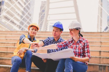 Kavramlar iş endüstrisi, profesyonel mühendis, genç otobüs