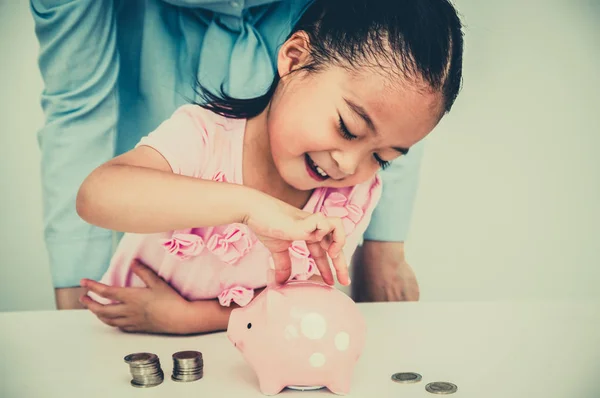 Daughter Mother Coin Piggy Bank — Stock Photo, Image