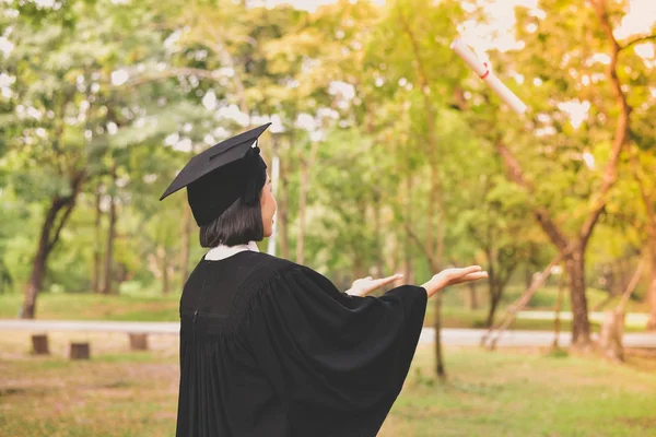 Concetto Laurea Studenti Laureati Giorno Della Laurea Gli Studenti Asiatici — Foto Stock