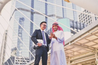 Arap iş kavramları, Arap iş adamları are çalışma 