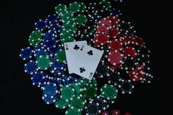 Conceptos de juego. Los empresarios están apostando en el casino. Betti. — Foto de Stock
