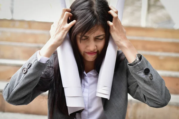 Conceptos Negocio Los Empresarios Están Estresados Ciudad Gente Negocios Tiene — Foto de Stock