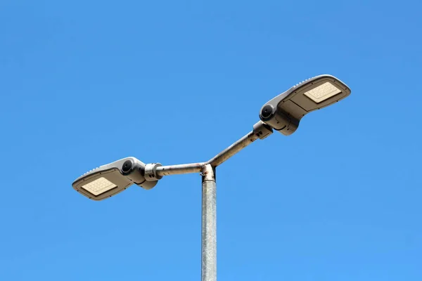 Double Réverbère Led Moderne Avec Angle Réglable Monté Sur Seul — Photo