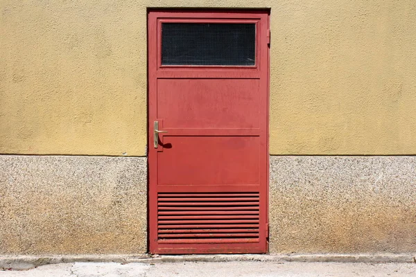 Faded Color Red Metal Doors Safety Glass Window Ventilation Openings — Stock Photo, Image