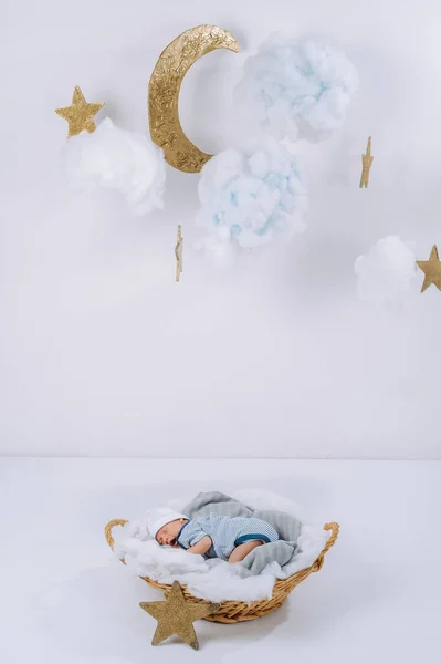 Newborn — Stock Photo