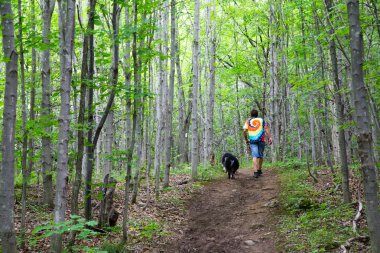 Bruce iz hiking