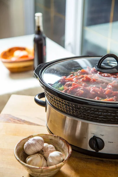 Vertikale Slow-Cooker-Mahlzeit — Stockfoto