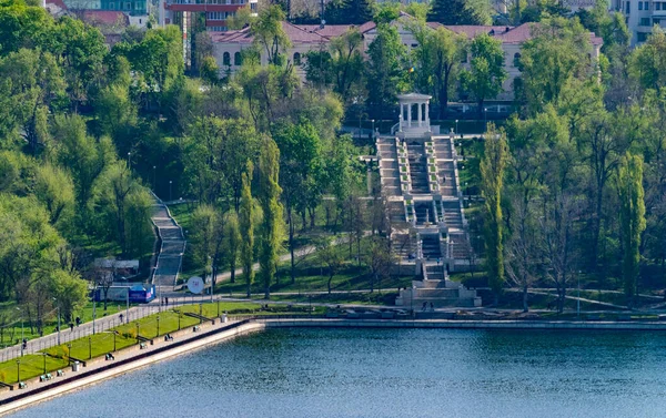 Valea Morilor Park Jeziorem Valea Morilor Scara Cascadelor Oglądane Góry — Zdjęcie stockowe