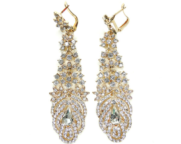 серьги с яркими кристаллами ювелирных изделий
