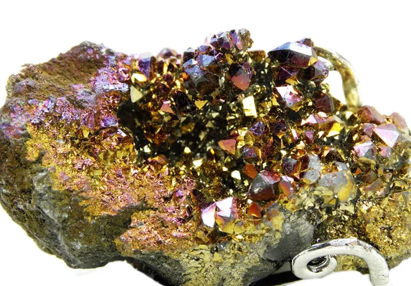Cristal de quartzo aura titan geode cristais geológicos — Fotografia de Stock