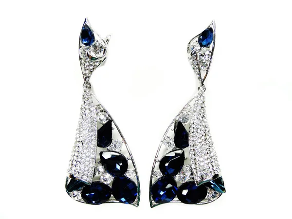 Boucles d'oreilles bijoux avec cristaux brillants — Photo