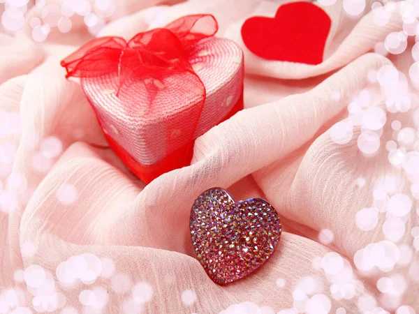 Anel de jóias com forma de coração conceito de amor — Fotografia de Stock