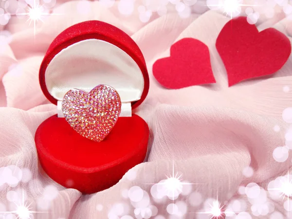 Jewelry ring with heart shape love concept — Stock Photo, Image